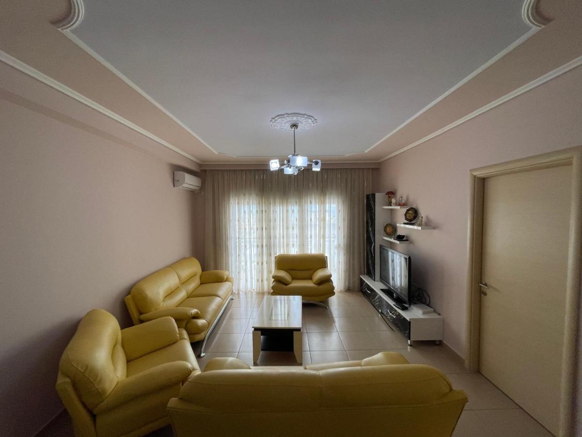 Flower Apartment ซารานเดอ ภายนอก รูปภาพ