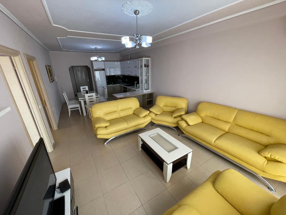 Flower Apartment ซารานเดอ ภายนอก รูปภาพ