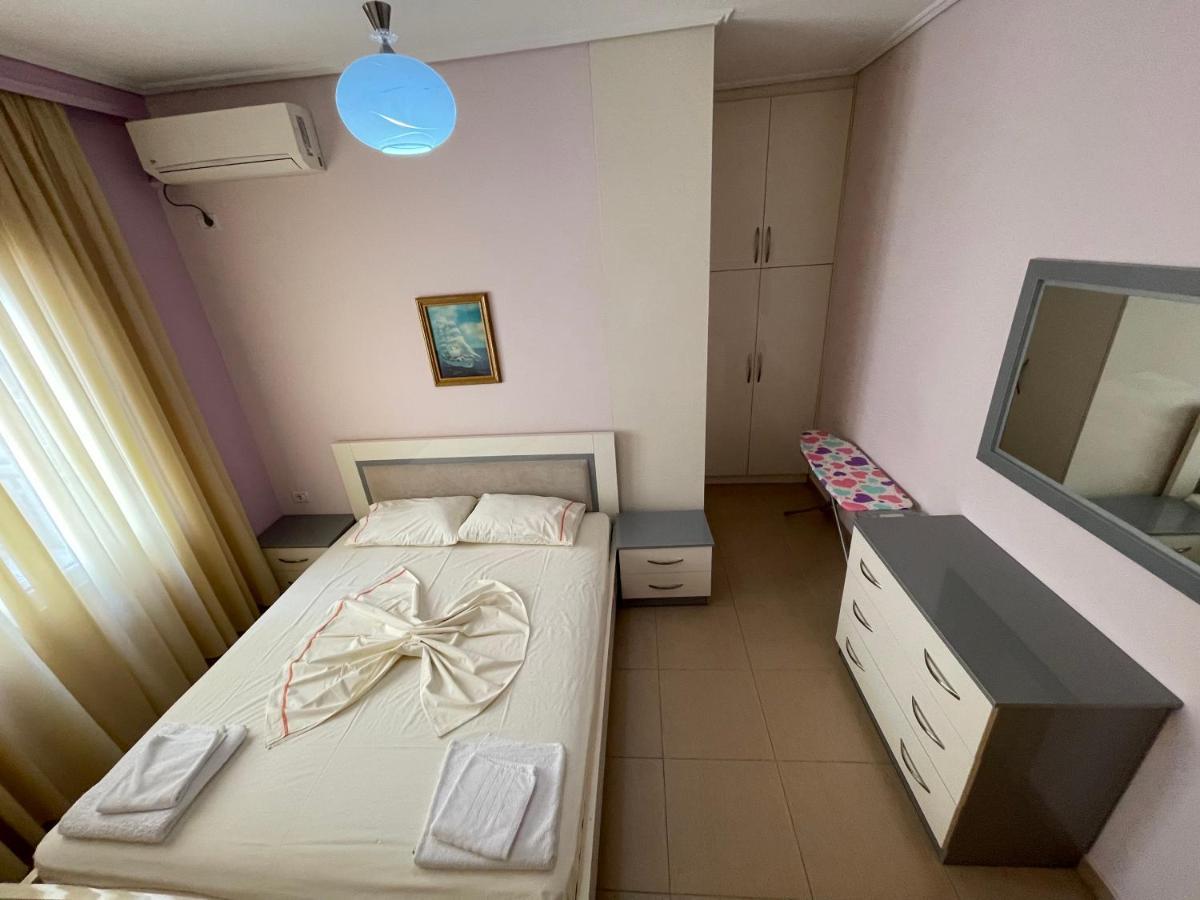Flower Apartment ซารานเดอ ภายนอก รูปภาพ